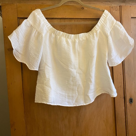 CROSBY by Mollie Burch Ashlyn Blouse ivory off the shoulder size m EUC - Picture 5 of 5